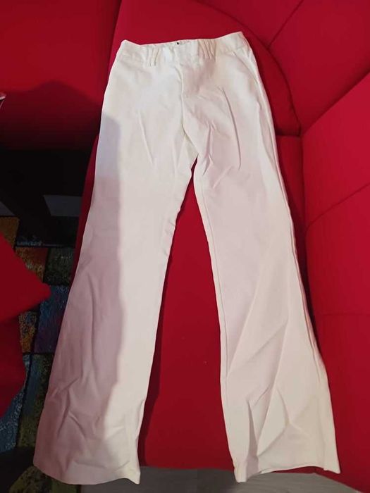 Снежно бял чарлстон на Zara