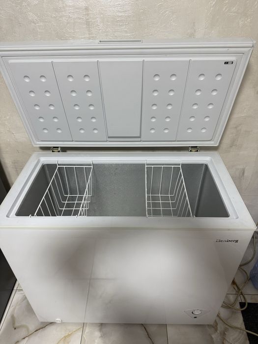 Продам морозильник.