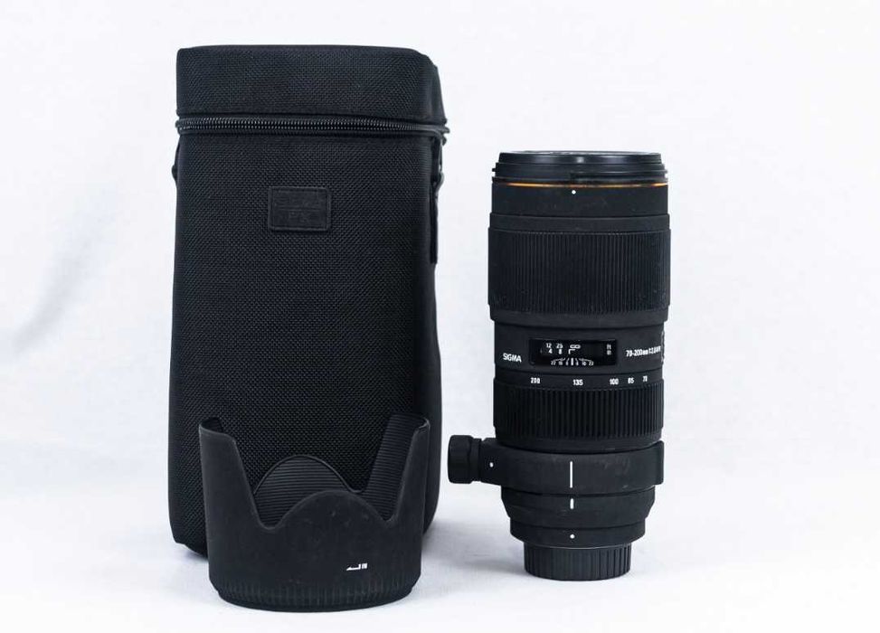 Sigma 70-200 mm f/2.8 EX APO DG HSM pentru montura Nikon F