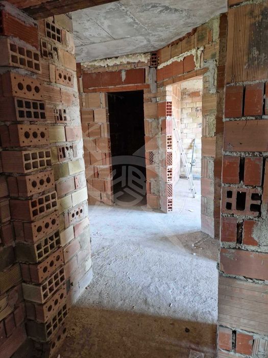 Тристаен апартамент в кв. Аспарухово - 1075 - 31461