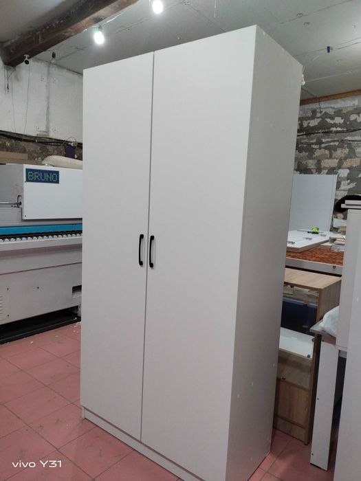 Продам плательный шкаф