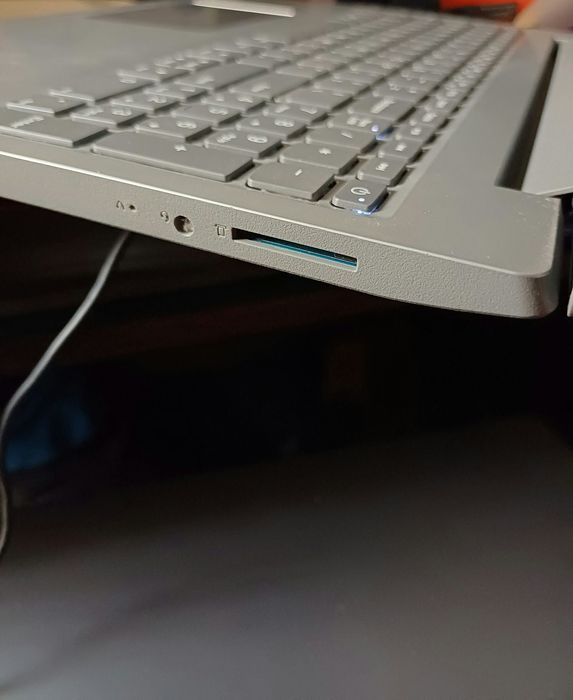 Laptop Lenovo ideapad S145-15IIL