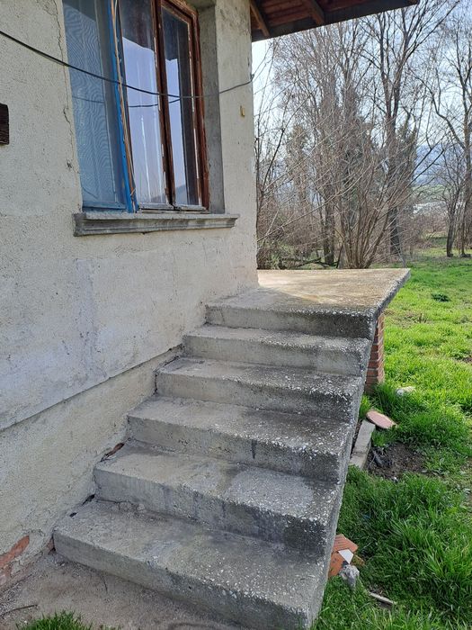 Вила на тихо и спокойно място в с.Огняново обл.Пазарджик