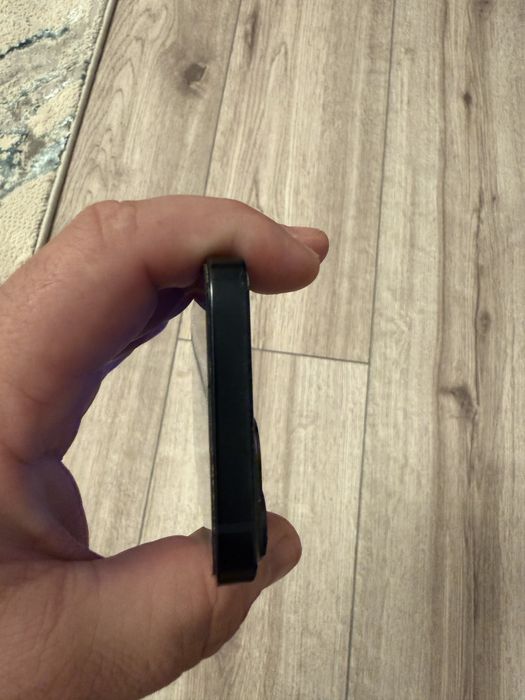 Se vinde Iphone 13 mini