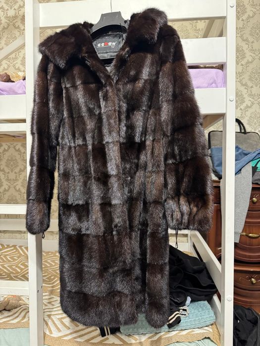 Продам норковую шубу