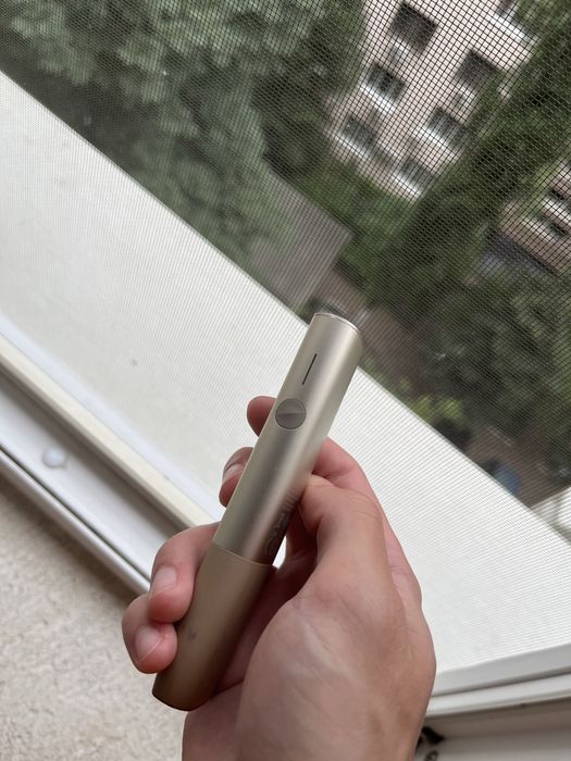 IQOS Iluma One Gold