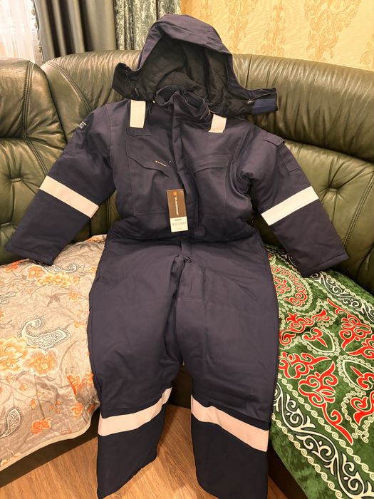 Продам спецодежду зимнюю