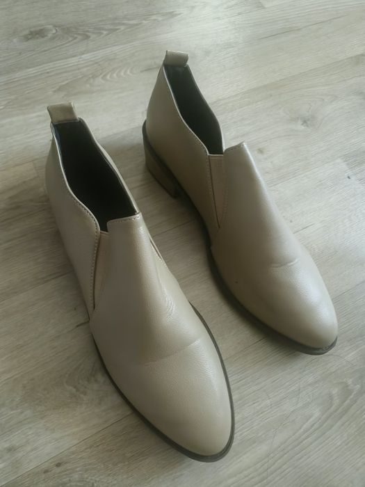 Продам женские лоферы