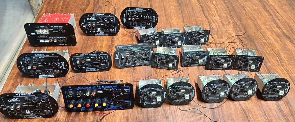 Продам тестеры усилители шнуры зарядчики паяльник и для интернета зажи