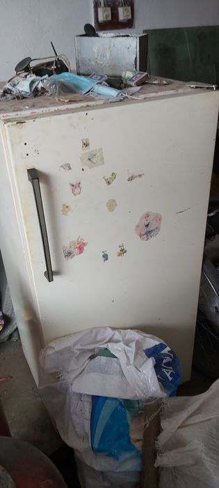 Продам холодильники советские