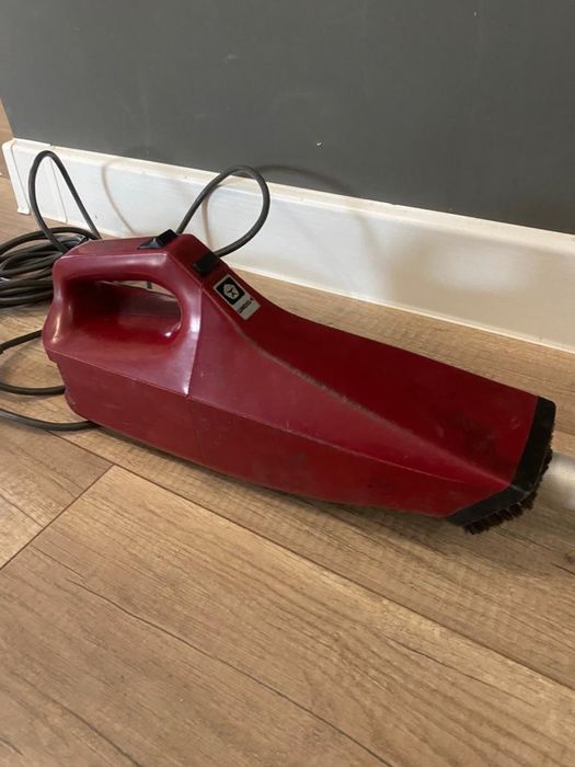 Продам пылесос советский