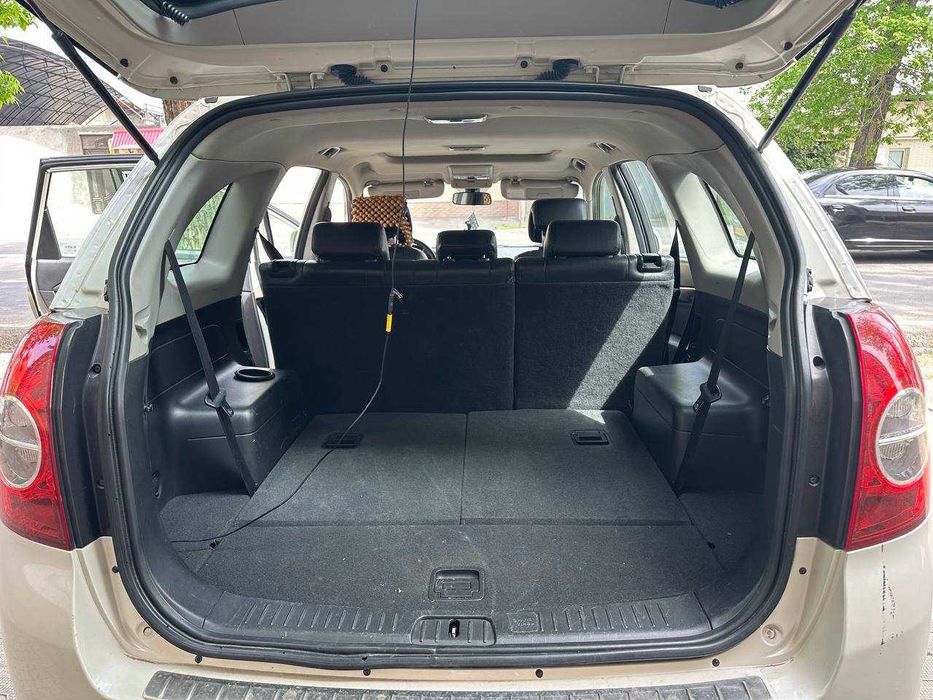 Chevrolet Captiva 2011 — 3