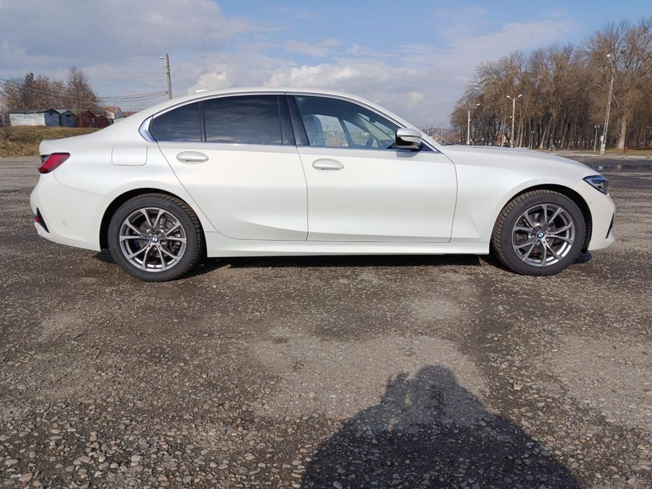 Bmw seria 3 G20 Luxury Line cu garantie BMW Premium