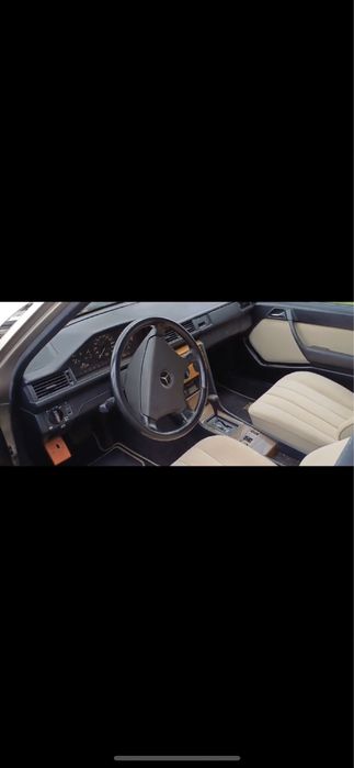 Запчасти на w124 мерседес.