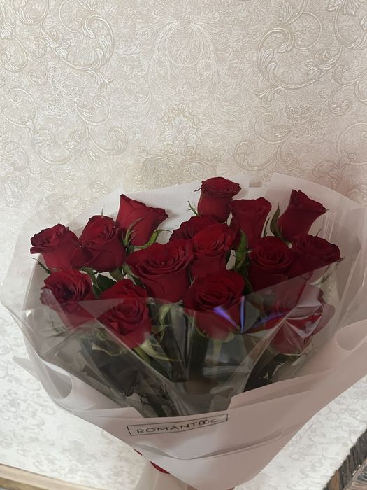 Продам цветы, 15 роз