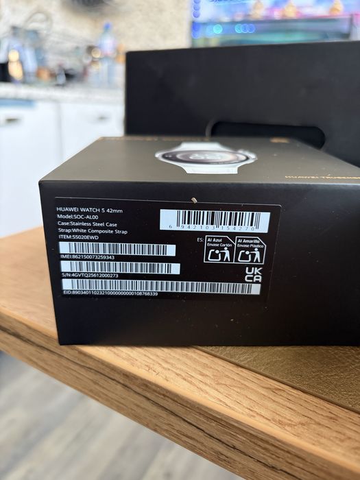 ЧИСТО НОВ Huawei Watch 5 42mm LTE White (24 м. гаранция към А1)