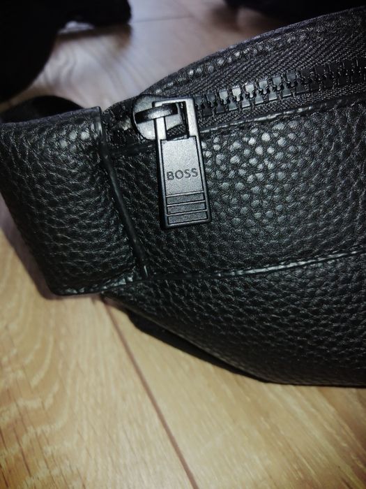 Hugo Boss мъжки чанти