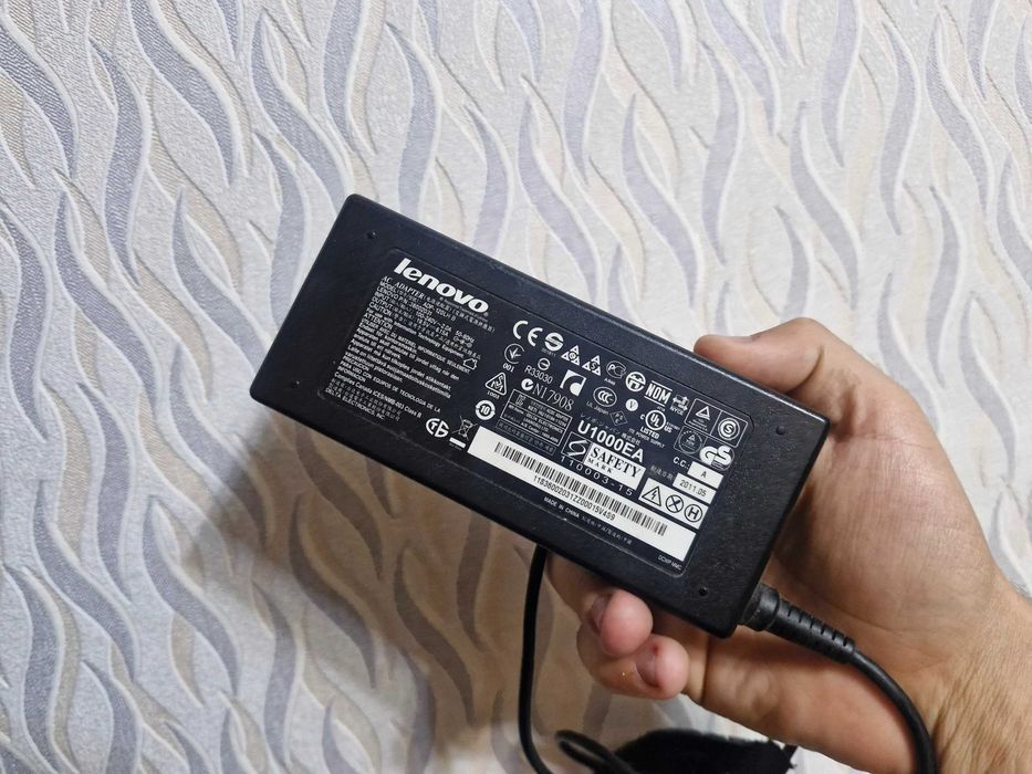 Зарядка Lenovo 120w
