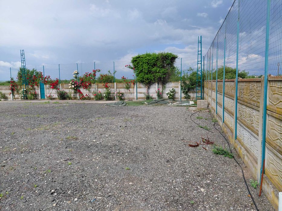 Vand 600 mp , teren extravilan in Craiova