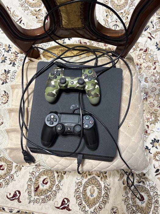 Продам playStation 4