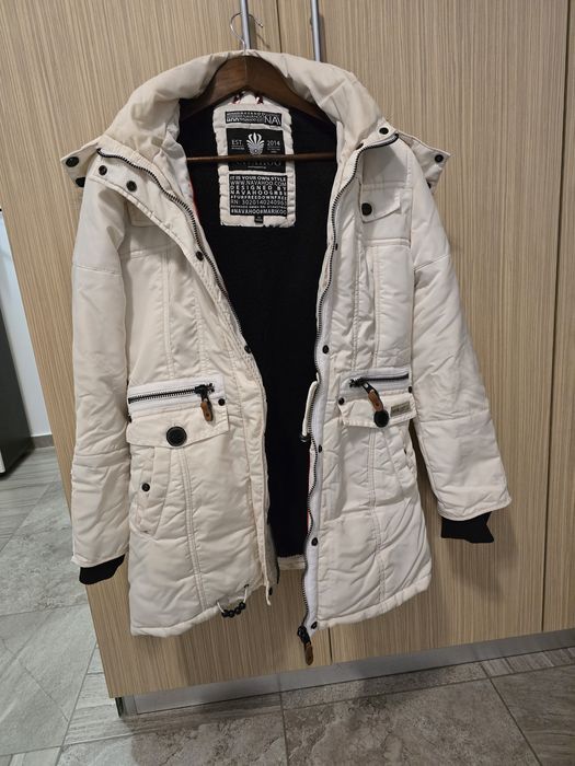 Vând geaca imblanita dama