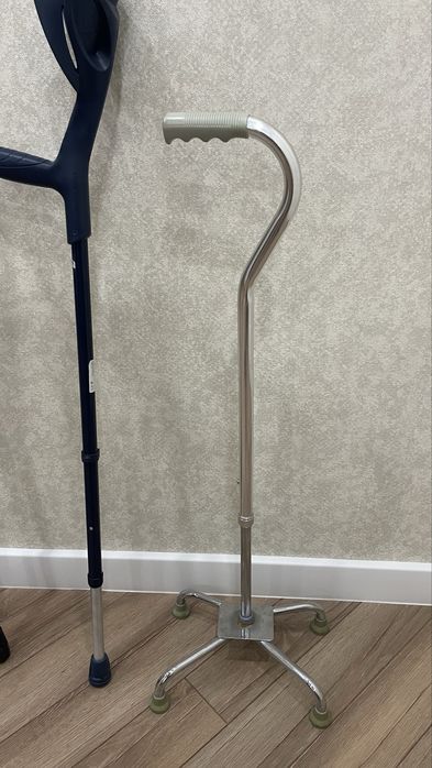 Продам Костыли