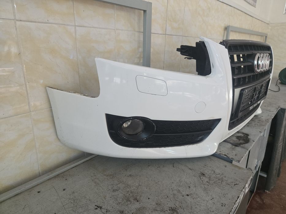 Передний бампер Audi A5 2010