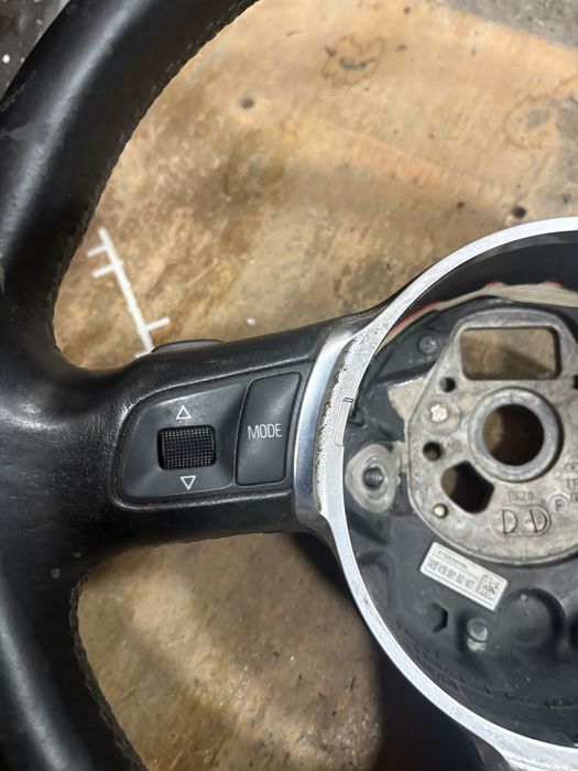 Audi A8 D3 Мулти Волан с Пера