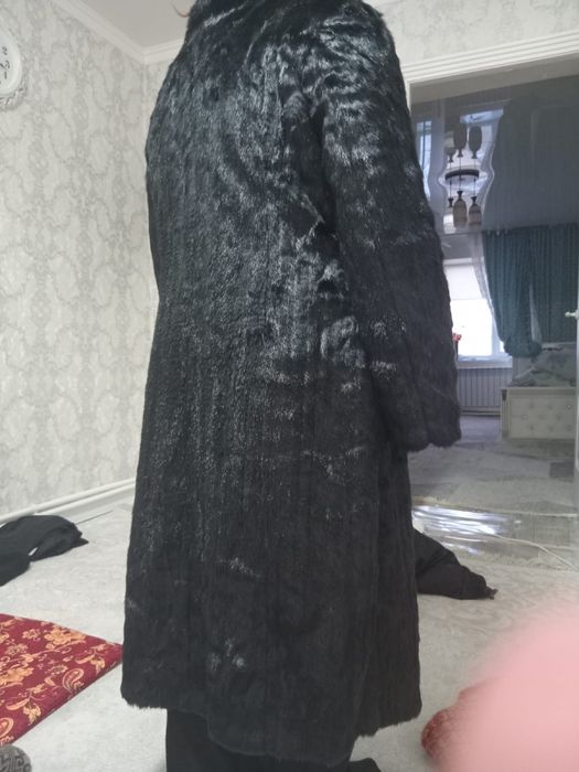 Шуба сатылады.