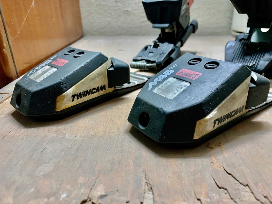 Стари ретро винтидж луксозни ски автомати Marker M46 TC