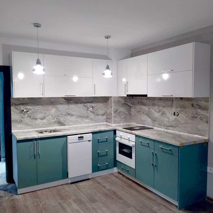 Тристаен апартамент в Христо Смирненски