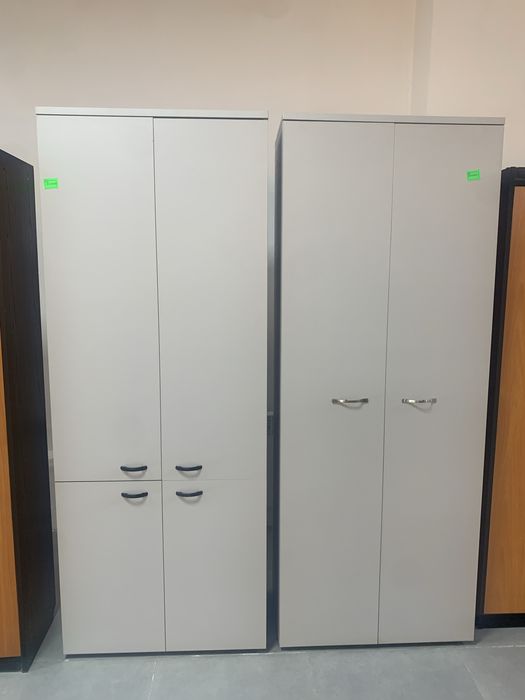 Шкаф для офиса или для дома