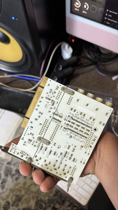 Звуковая карта ESI Julia Professional PCI Audio Interface.