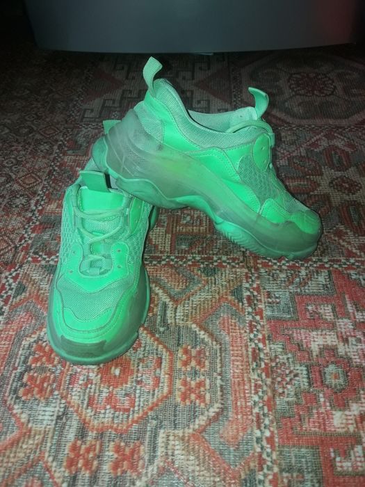 Кроссовки 36 размер