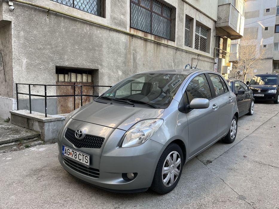 Toyota Yaris 1.3 benzina