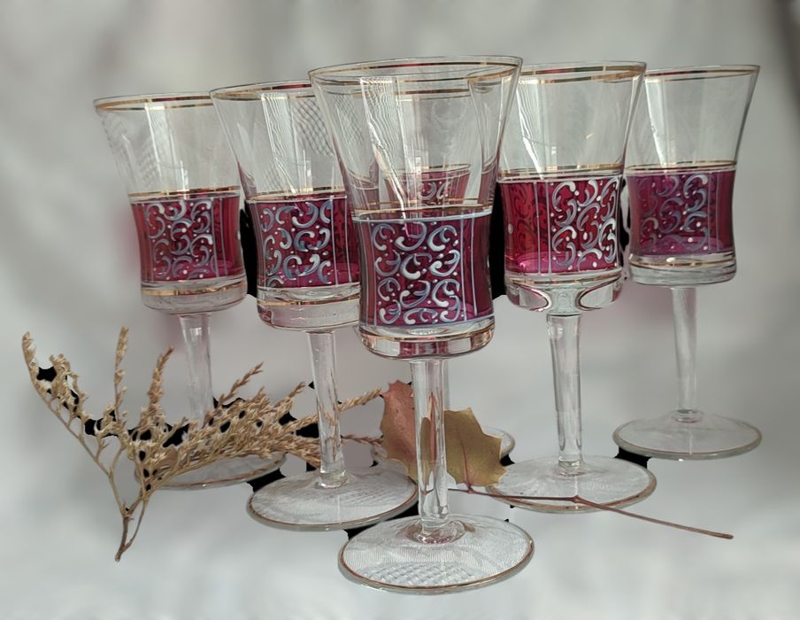 Кристални чаши за вино