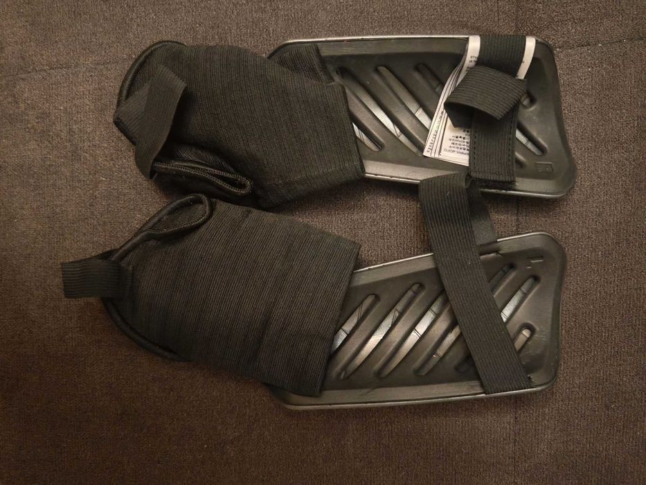 футболни кори/ Shinguards PUMA