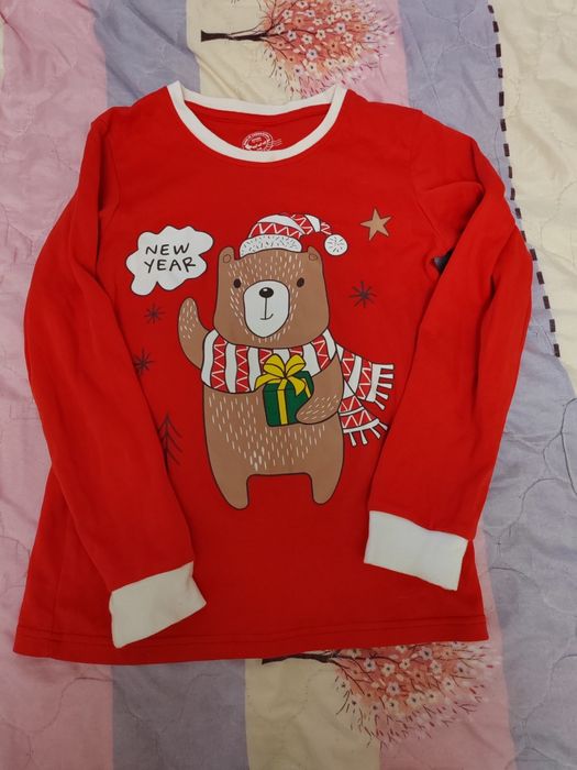 Отдам вещи за 1000тг