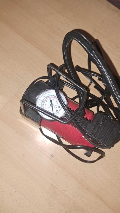 Продава се компресорче