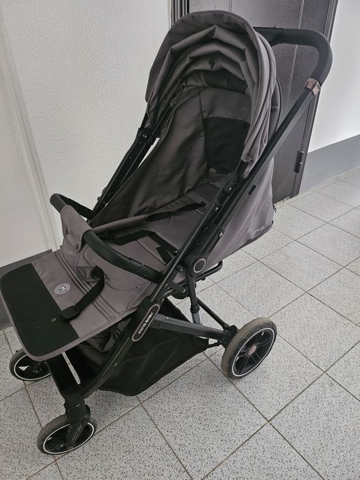 Коляска в отличном состоянии