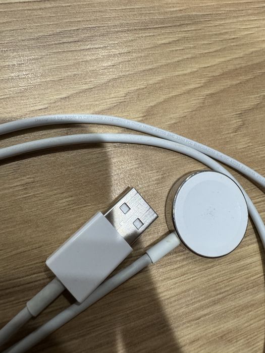 Магнитно зарядно за Apple Watch