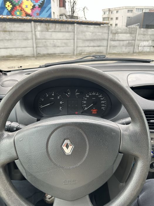 Renault Symbol 1.2 Benzină