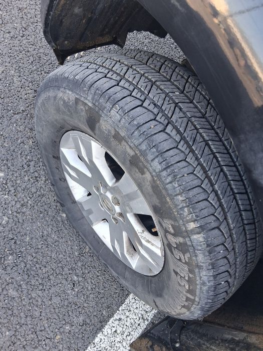 Nissan navara d40   schimb !