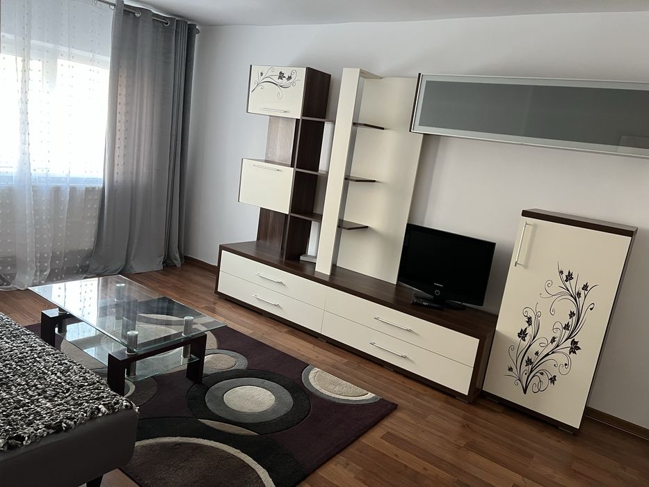 Inchiriez apartament 2 camere