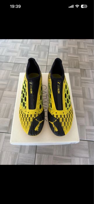 Adidasi de fotbal Puma future in stare buna marimea 42
