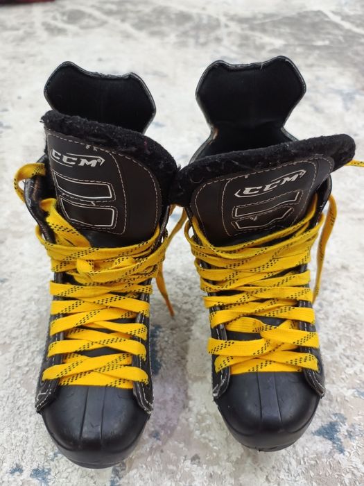 Коньки детские хоккейные