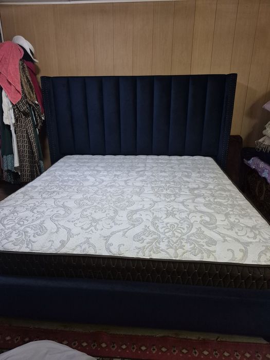 Продам спальную кравать