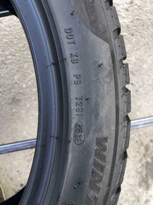 SET 2 Anvelope Iarna 235/45 R19 PIRELLI Sottozero 3