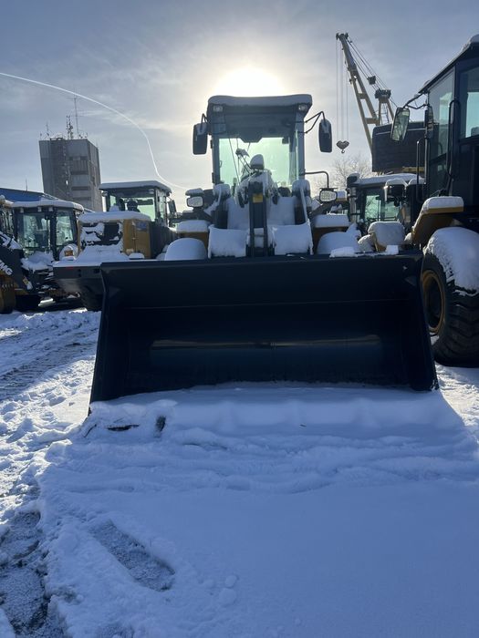 Погрузчик, спецтехника