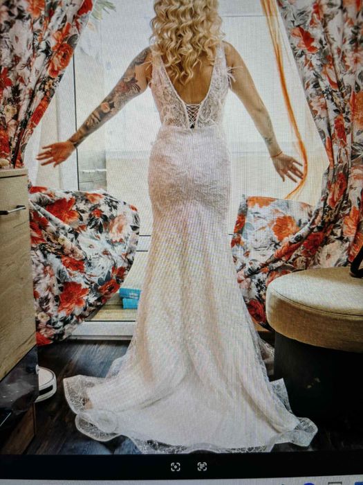 Булчинска рокля и аксесоари